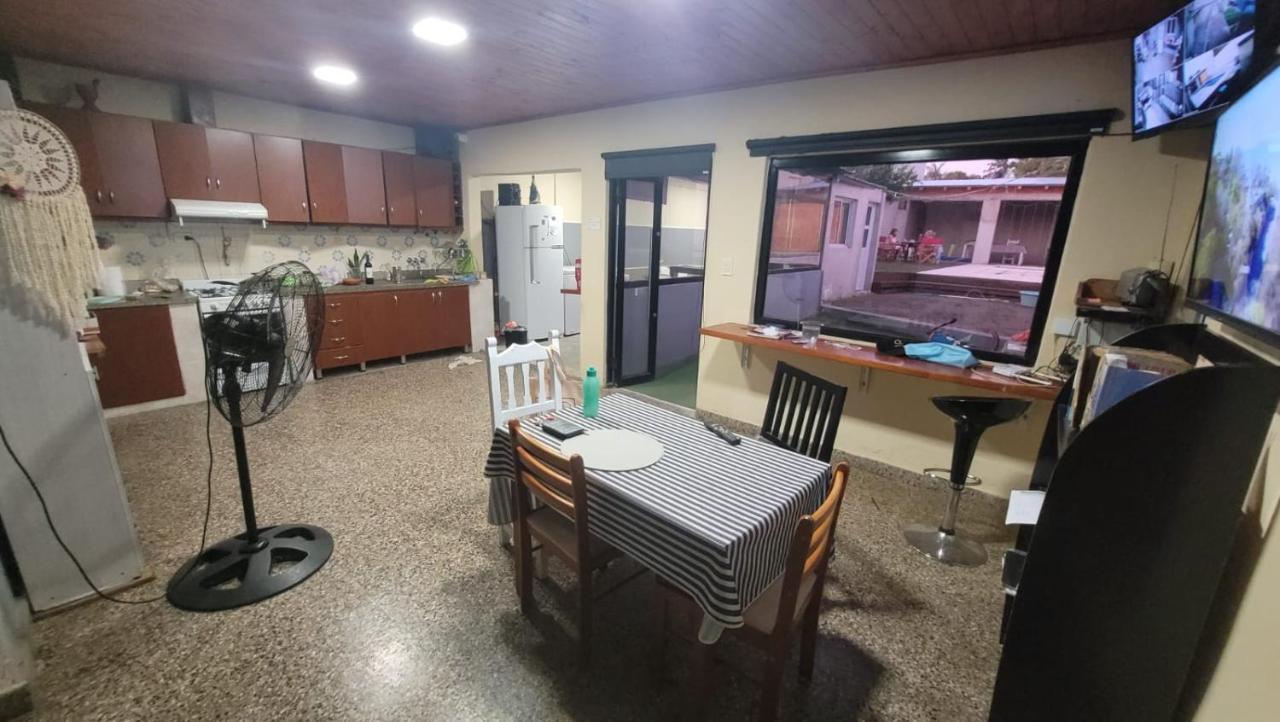 Habitacion Privada En Casa Particular Con Bano Y Espacios En Comun Compartidos- Precios Para 2 Personas 13000 Pesos Argentinos - 1 Persona 7500 Por Noche Concordia Exteriér fotografie
