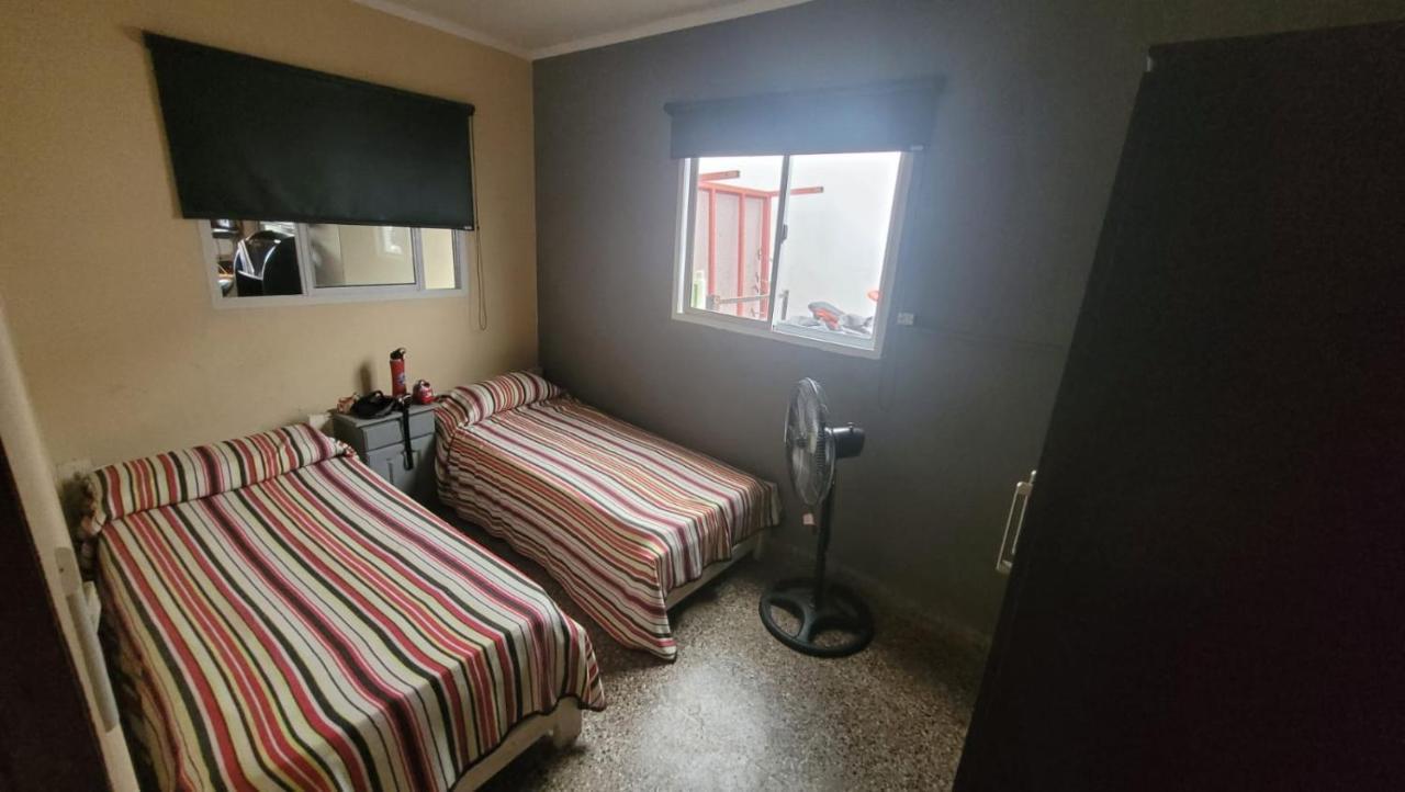 Habitacion Privada En Casa Particular Con Bano Y Espacios En Comun Compartidos- Precios Para 2 Personas 13000 Pesos Argentinos - 1 Persona 7500 Por Noche Concordia Exteriér fotografie